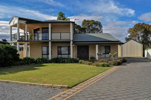 Coffin Bay Retreat - Adwords Guide 0