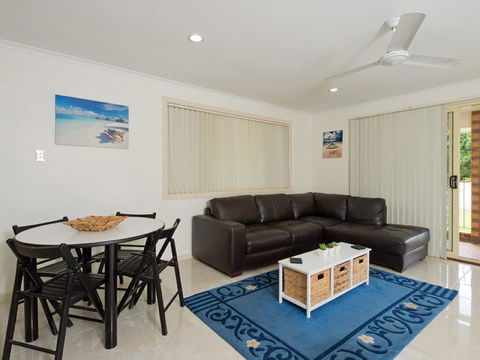Comfortable Lowset Family Home Only Minutes From The Water! Tarooki St, Bellara - Adwords Guide 2