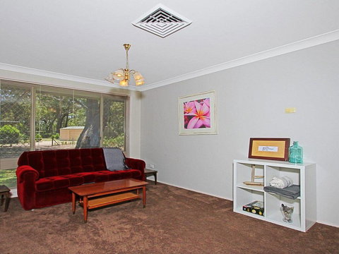 Corner Haven - Family Retreat With Outdoor Living - Adwords Guide 3