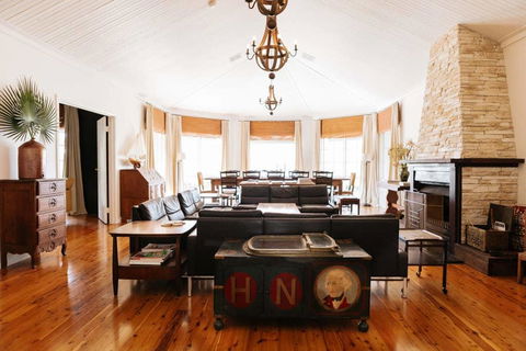 Corunna Station Country House - Adwords Guide 2