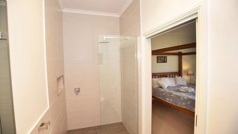 Country Lane Cottage - Adwords Guide 3