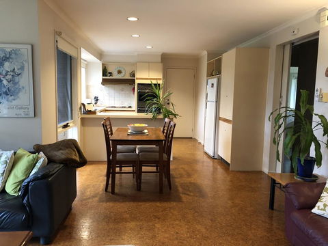 Countryside Retreat Spa Cottage Hepburn - Daylesford - Adwords Guide 3