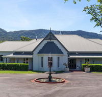 Cowley House - stunning entertainer views pool - Adwords Guide