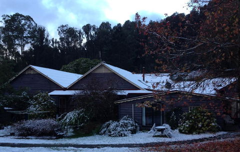 Crossways Country Inn - Adwords Guide 3