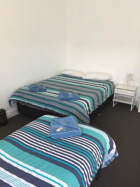 Crown Inn Hotel - Adwords Guide 0