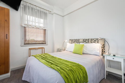 Cumquat House - Adwords Guide 3