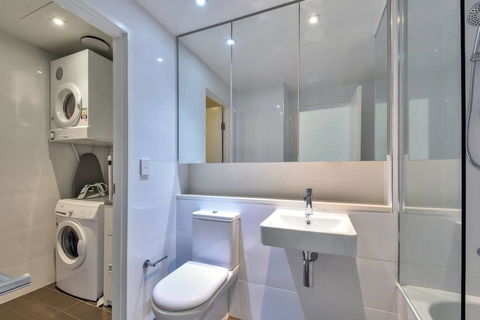 Darwin Waterfront Luxury Apartment - Adwords Guide 2
