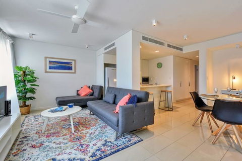 Darwin Waterfront Luxury Apartment - Adwords Guide 0
