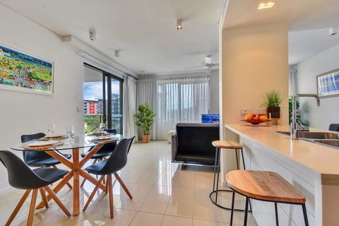 Darwin Waterfront Luxury Apartment - Adwords Guide 1