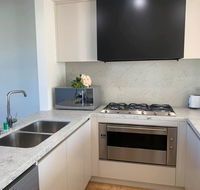 Delicate and Peaceful Bundoora Townhouse 10 - Adwords Guide