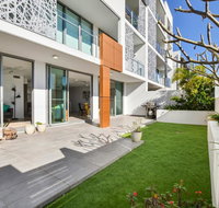 Designer Beach Apartment - Saffire Mooloolaba - Adwords Guide