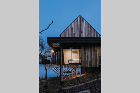 Deviot Boat House - Adwords Guide 2