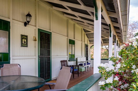 Dillons Cottage - Adwords Guide 1
