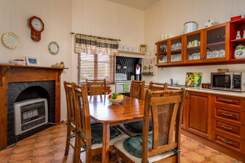 Dillons Cottage - Adwords Guide 2