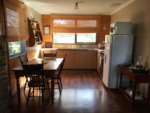 Duffy's Country Accommodation - Adwords Guide 1