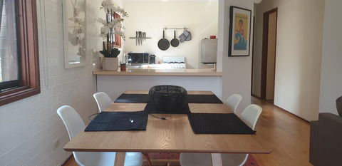Elegant And Relaxing Apartment Few Mins To Canberra Racecourse - Adwords Guide 1