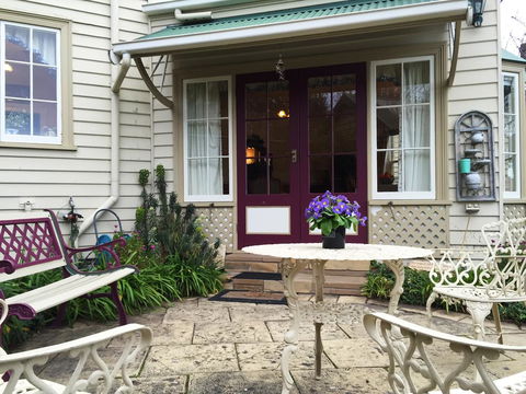 Ellie's Place On City Park - Adwords Guide 2