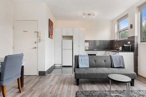 Explore Melbourne From A Convenient South Yarra Pad - Adwords Guide 3