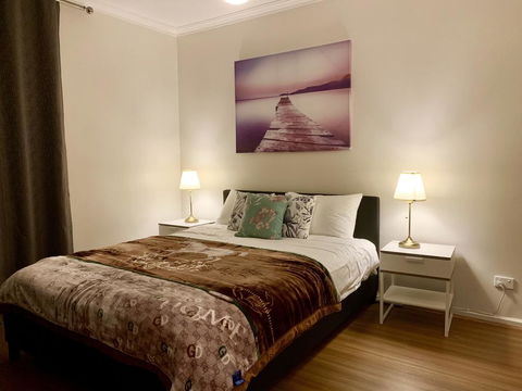 Family Home In Prime Location Melbourne - Adwords Guide 3