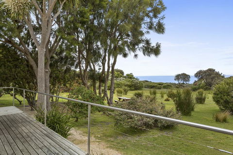 Freycinet Sanctuary @ Oyster Bay - Adwords Guide 0