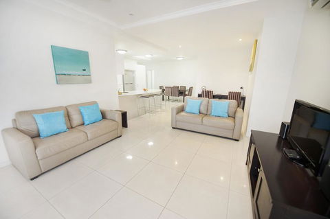 Gladstone City Central Apartment Hotel - Adwords Guide 1