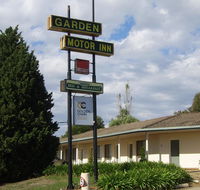 Golden Chain Garden Motor Inn Gundagai - Adwords Guide
