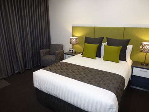 Golden Chain Tower Motor Inn - Adwords Guide 0