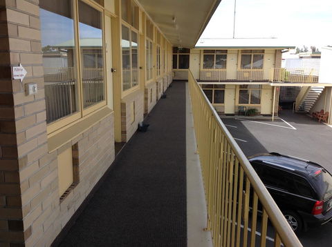 Grand Central Motel - Adwords Guide 2