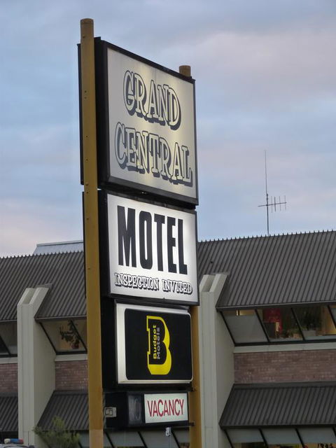 Grand Central Motel - Adwords Guide 3
