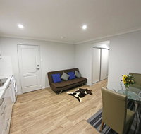 Granny Flat next to golf course - Adwords Guide