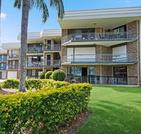 Great location close to waterfront Shops Restaurants and Cafes. - Adwords Guide