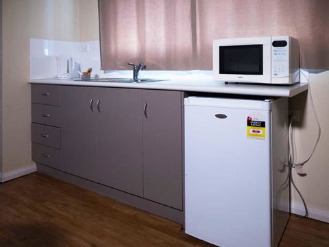 Great Western Travel Village - Adwords Guide 1