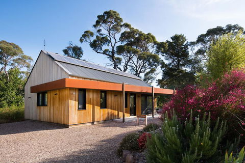 Green Retreat Passive House - Adwords Guide 0