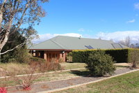 Gundaroo Manor Bed  Breakfast