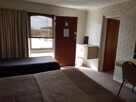 Hacienda Motel Geelong - Adwords Guide 2