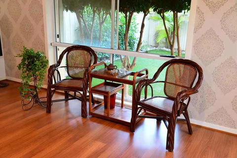 Halen's Hourse - Adwords Guide 1