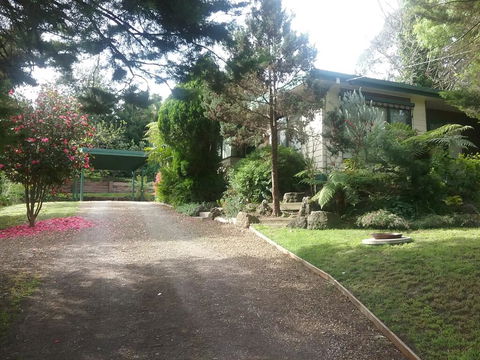 Healesville Selfie - Self Contained House - Adwords Guide 1