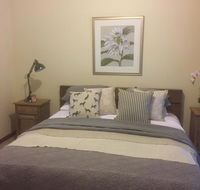 Helen's Luxury Hut - Adwords Guide