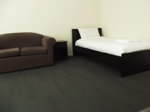 Heyfield Railway Hotel - Adwords Guide 2