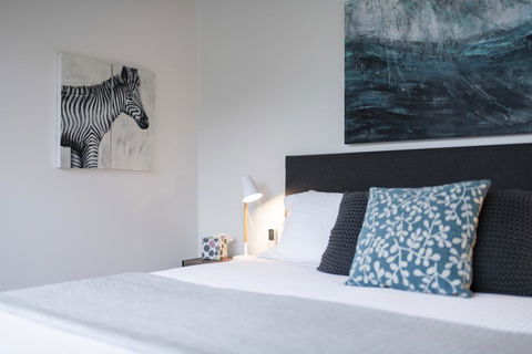 Hilltop Apartments Phillip Island - Adwords Guide 2