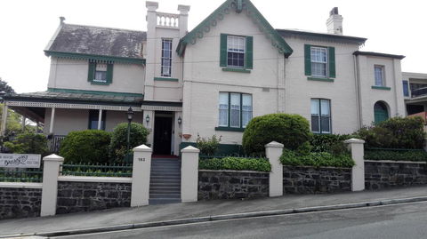 Hillview House Launceston - Adwords Guide 3