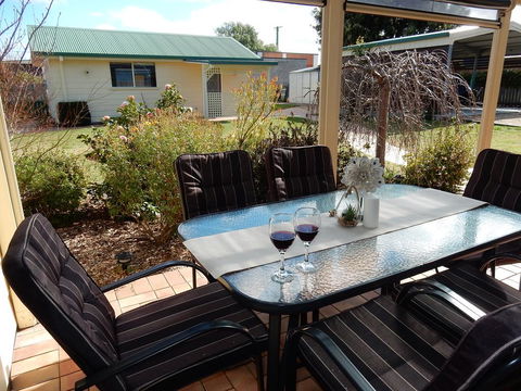 Holiday Home By The Beach In St Helens - Adwords Guide 3
