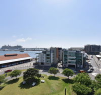 Honeysuckle Haven - harbour facing  walk to restaurants - Adwords Guide