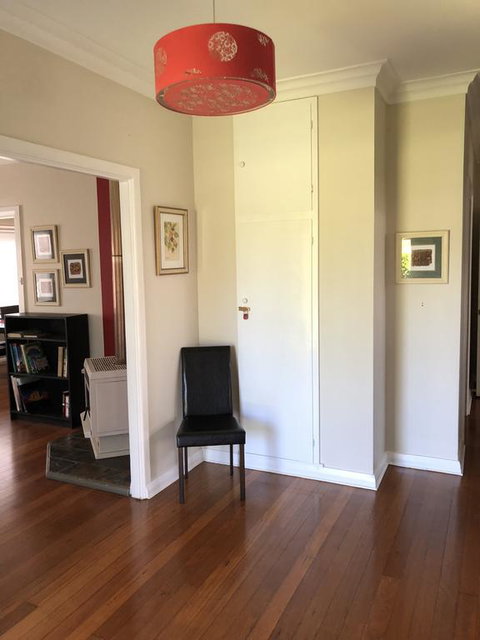 Jean Street Home Away From Home - Adwords Guide 3