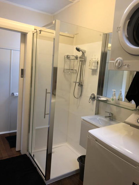 Jean Street Home Away From Home - Adwords Guide 1