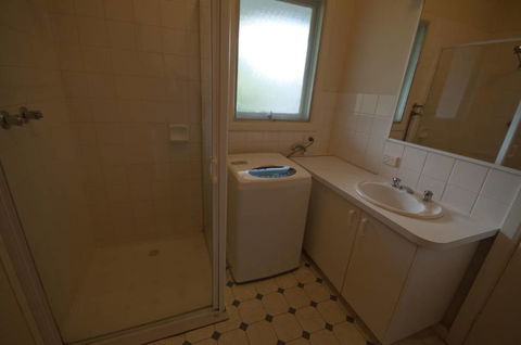 Jetty Road On The Beach - Adwords Guide 1