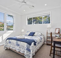 Jetty Splendour Guest Bedroom with Bathroom en-suite B'nB - Adwords Guide