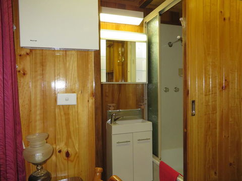 Karelia Alpine Lodge - Adwords Guide 3