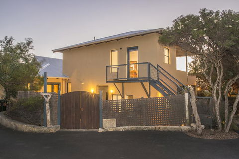 Kilifi Beach House - Adwords Guide 1