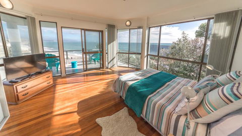 King Of North Bay - 103 Gold Coast Drive - Adwords Guide 1